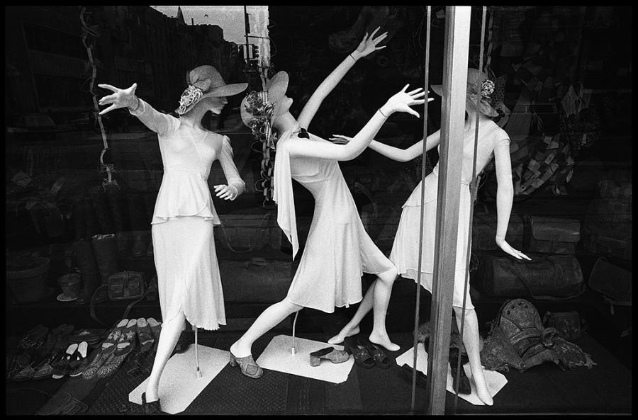street scenes - black and white photo