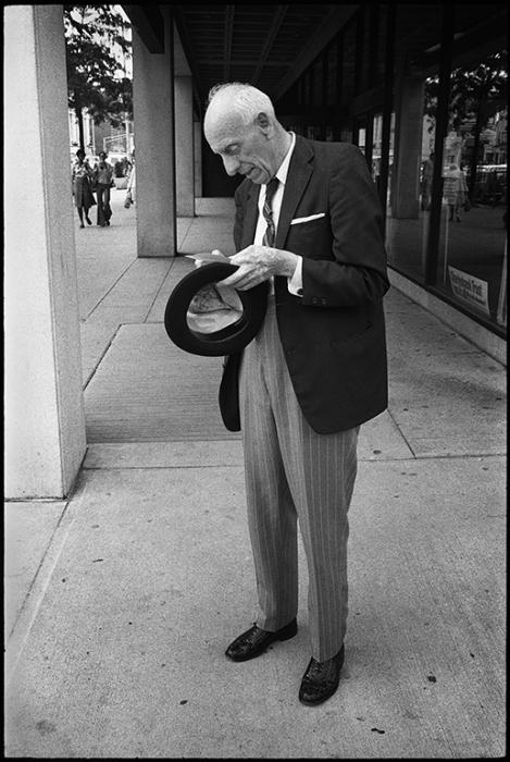 street portraits - black and white photo