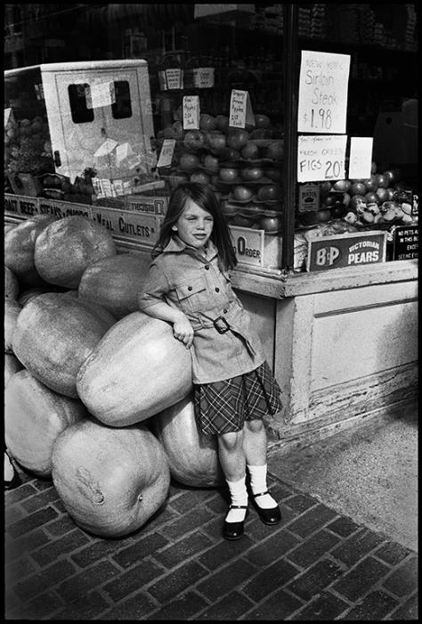 street portraits - black and white photo
