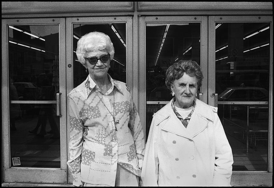 street portraits - black and white photo